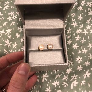 Pearl earrings